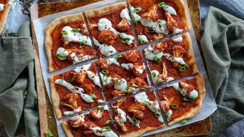 BBQ Cauliflower Pizza
