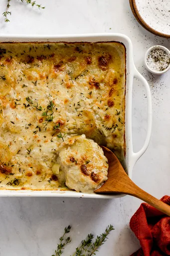 Cheesy Scalloped Potatoes with Gruyere and Thyme