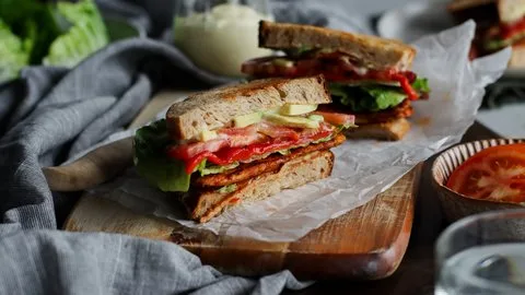 BTLT: BBQ Tempeh Lettuce & Tomato Sandwich