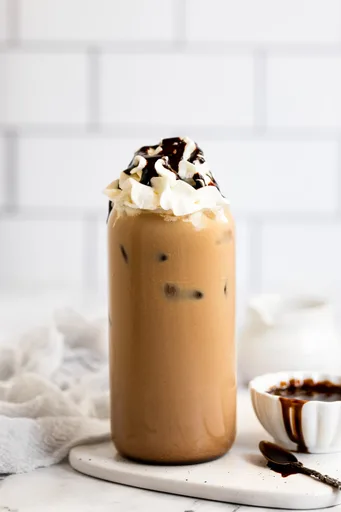 5-Minute Homemade Iced Mocha Latte