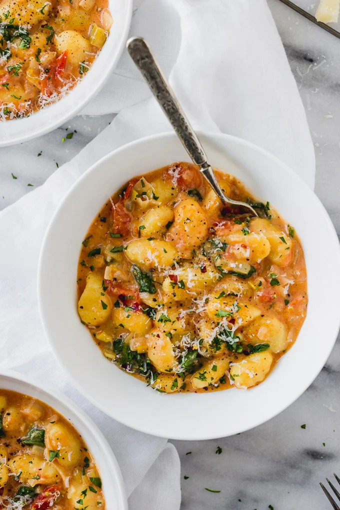 One Pot Creamy Tomato Spinach Gnocchi
