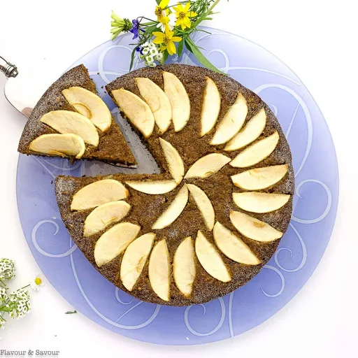 Gluten-free Spiced Applesauce Cake