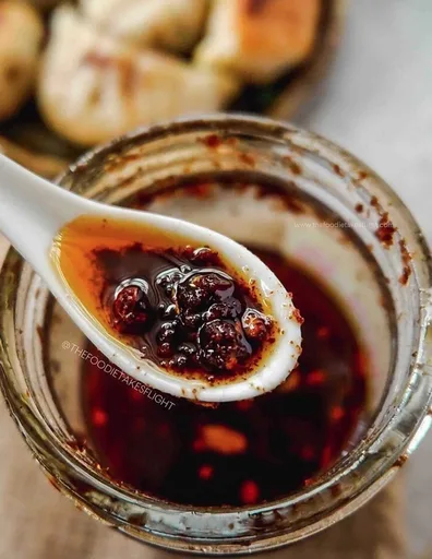 Chili Garlic Sauce (or Chili Garlic in Oil)
