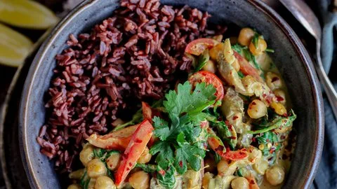 Mushroom & Chickpea Coconut Curry