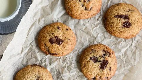 One-Bowl Soft Vegan Chocolate Chip Cookies