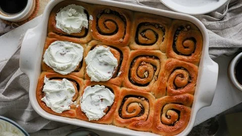 Ooey-Gooey Cinnamon Buns
