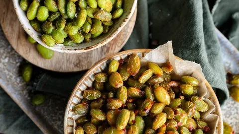 Roasted Edamame: 2 Ways