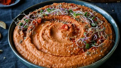 Hummus de ajo asado y pimiento rojo