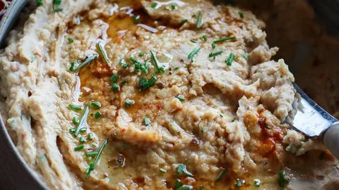 Dip de Tomate Seco y Alubias Blancas