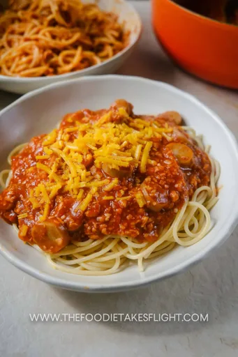 Espagueti dulce al estilo filipino (vegano)