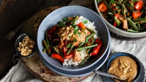 Vegan Gado Gado with Sun-Dried Tomatoes
