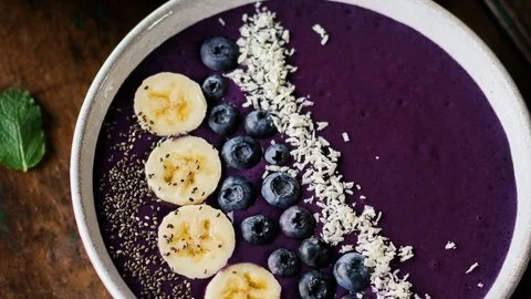 Vibrant Blueberry Vanilla Smoothie