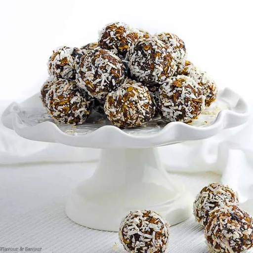 No-Bake Chocolate Almond Snowballs