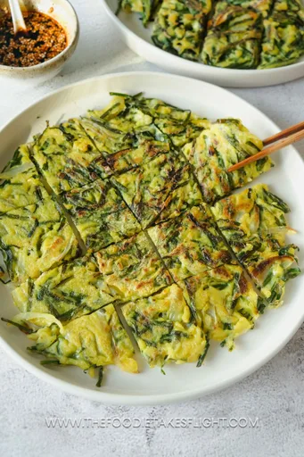 Vegan Korean Garlic Chive Pancakes (Buchujeon 부추전)