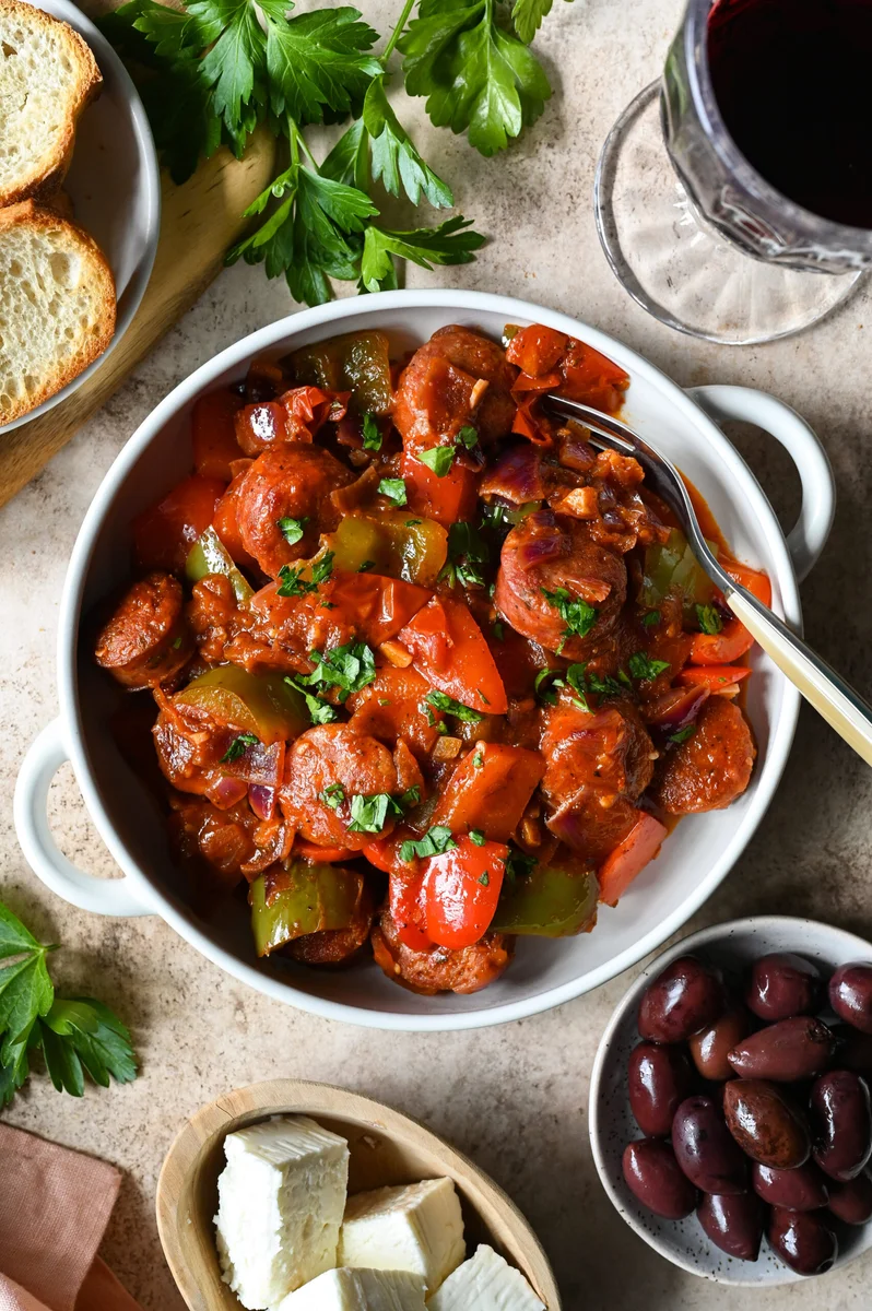 Spetzofai (Spetsofai) - Greek sausages with peppers and tomato