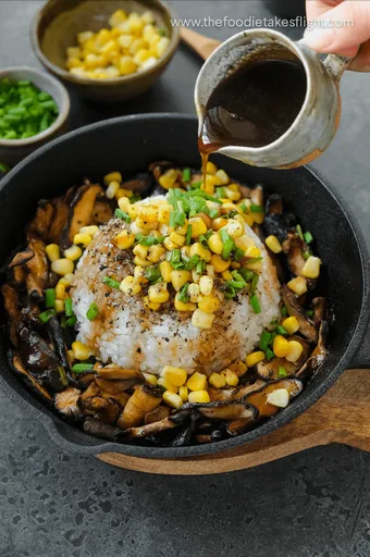 Sizzling Mushroom Pepper Rice (Pepper-Lunch Style)