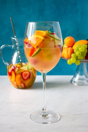 ​White Wine Sangria