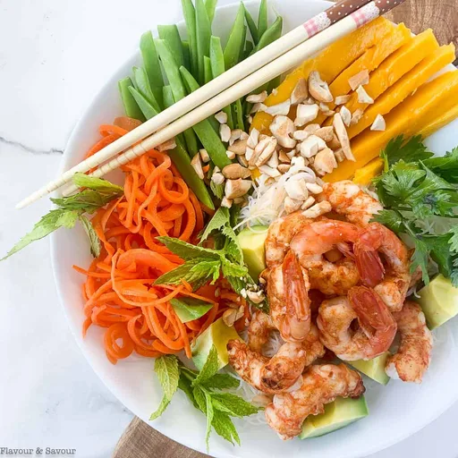 Vietnamese Prawn (or Shrimp) Noodle Bowl