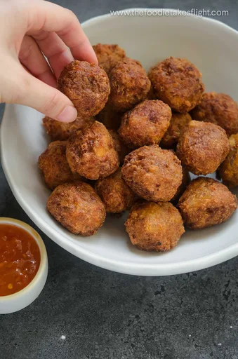 Vegan Bola-Bola (Filipino Meatballs)