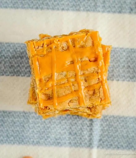 Oatmeal Scotchies Bar Recipe