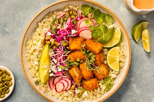 Bol de tacos de pescado