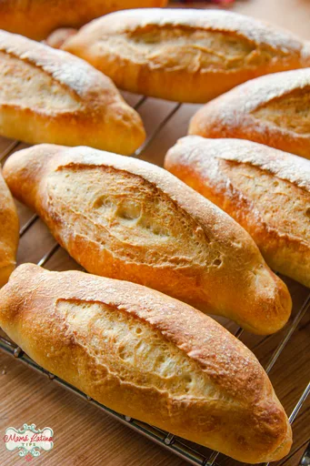 How to Make Mexican Bolillos