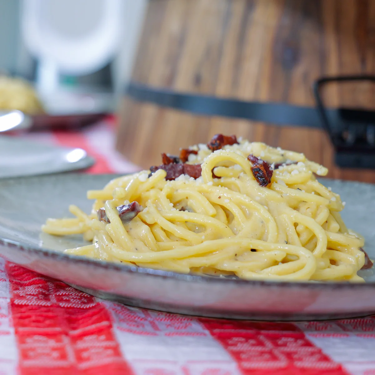 Carbonara for Large Group of 10 People (Short Introduction)