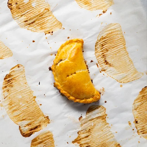 Empanadas sin gluten y cetogénicas (¡con una masa de tarta hojaldrada!)