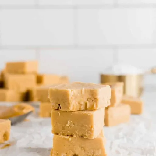 Fudge Fácil de Mantequilla de Cacahuete