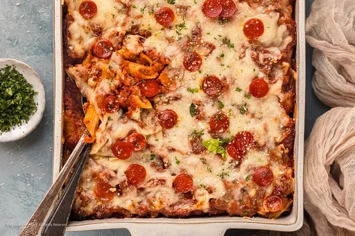 Ziti horneado con salchicha italiana