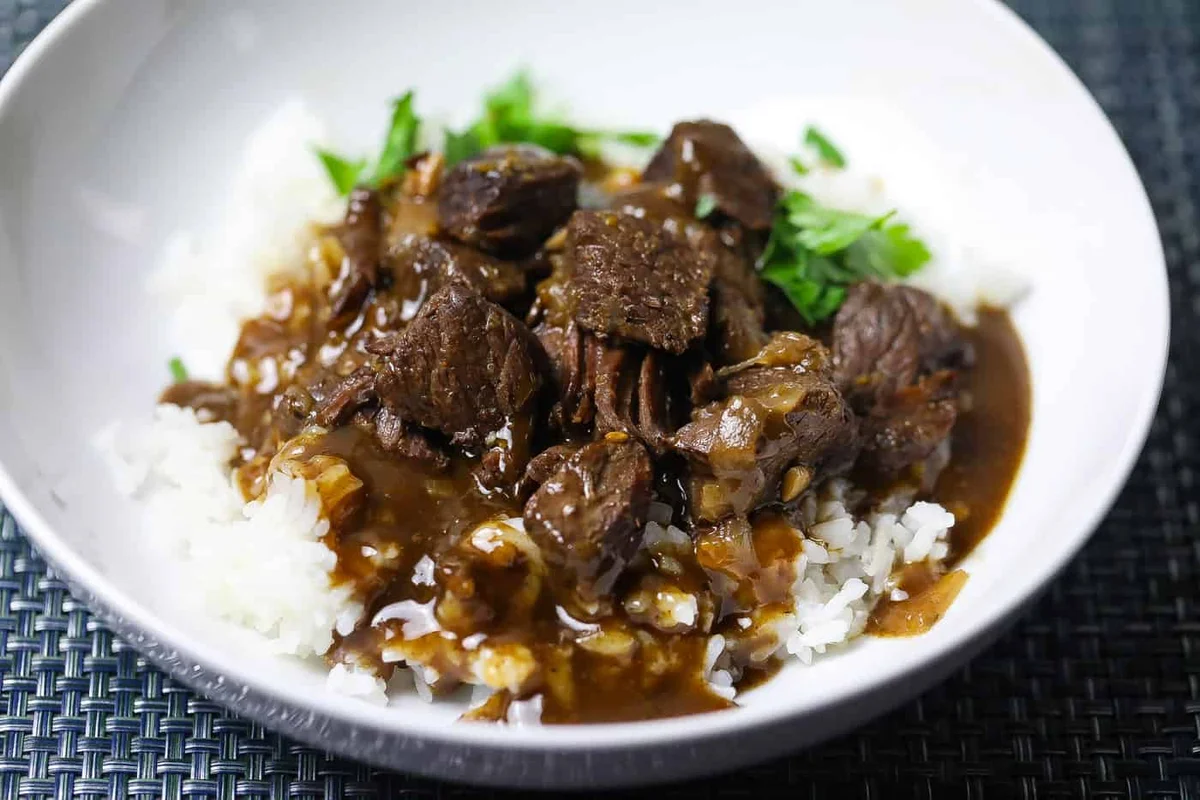 Instant Pot Beef Tips and Rice w/ Gravy