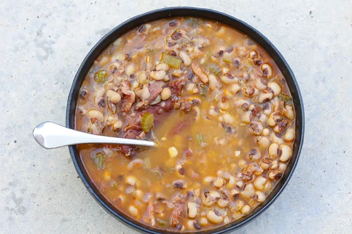 Soul Food Black Eyed Peas with Smoked Turkey