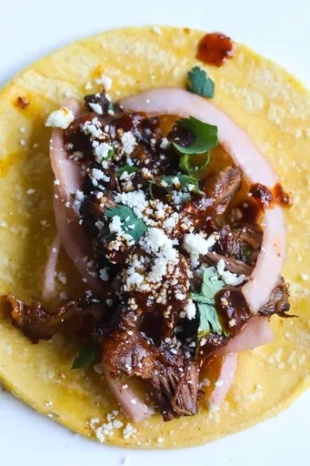 Tacos de rabo de toro estofado sobrante