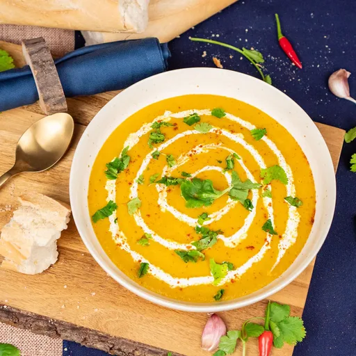 Spicy Carrot and Coriander Soup
