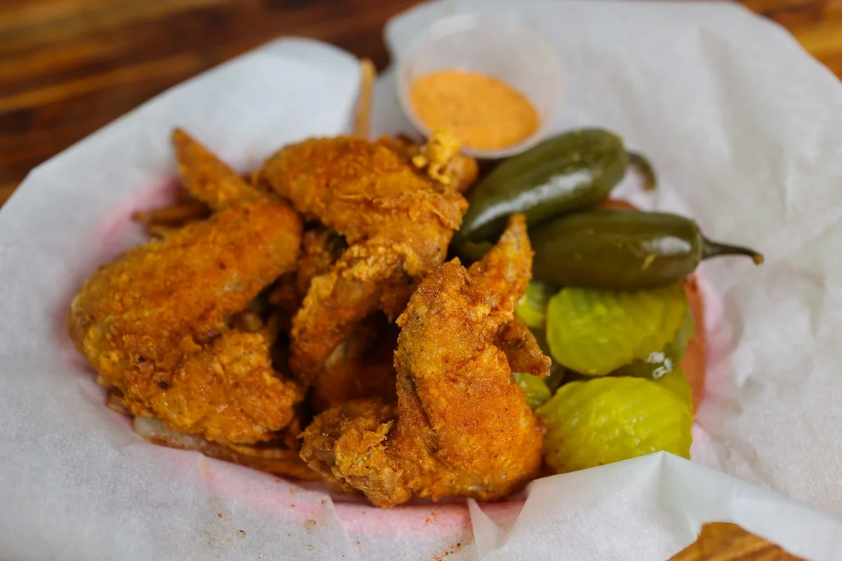 Dry Rub Deep Fried Chicken Wings