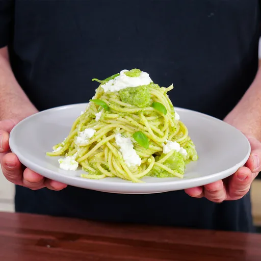 Pasta con Pollo y Brócoli