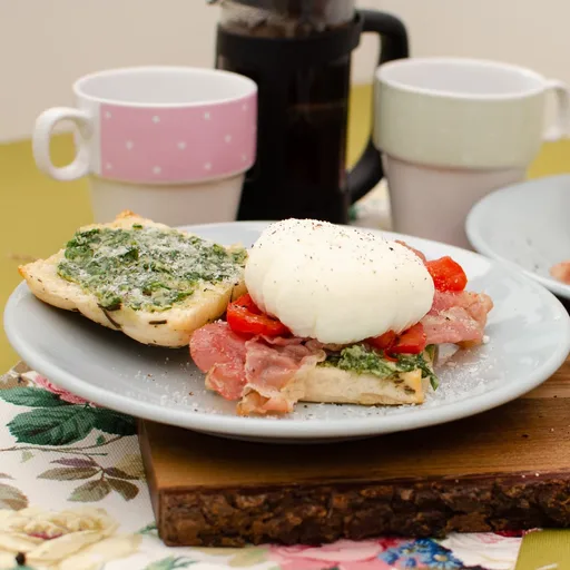 Huevos Benedictinos a la italiana