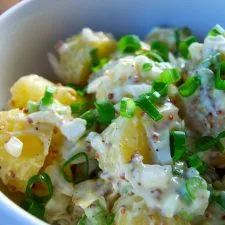 Una ensalada de patata sencilla