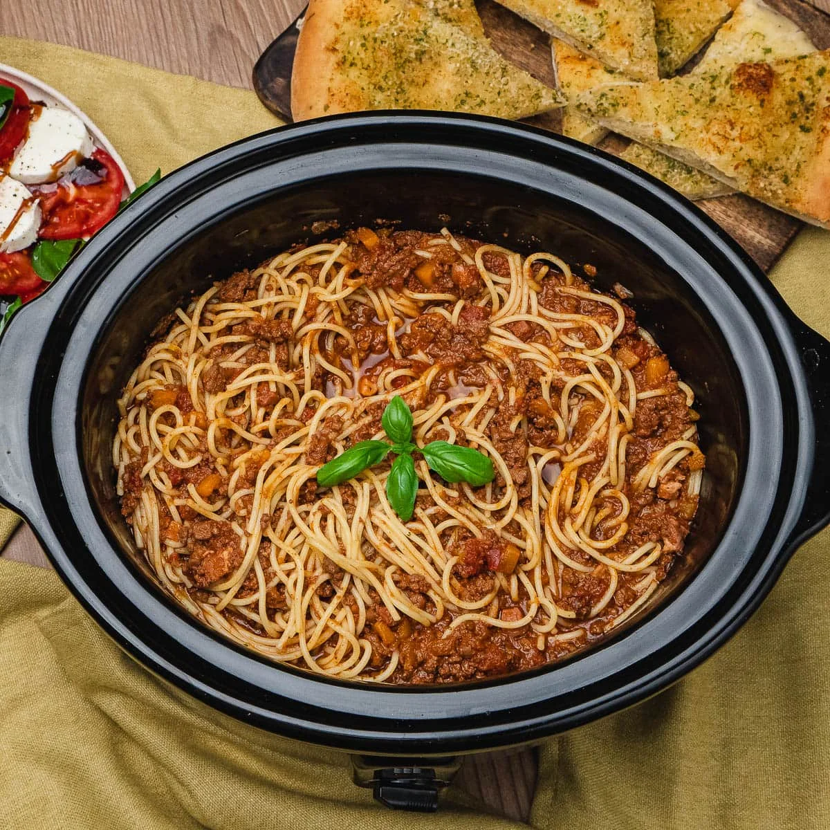 Slow Cooker Spaghetti Bolognese