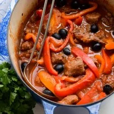 Beef, Tomato & Pepper Casserole with Black Olives