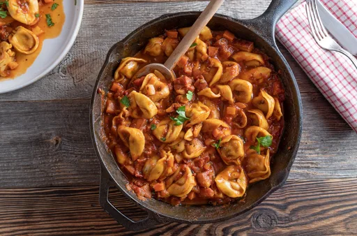 Tortellini en Salsa de Tomates Casera