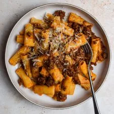 Ragú de venado a fuego lento