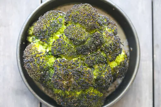 Brócoli Entero Asado Fácil