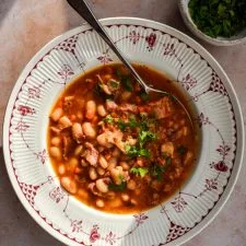 Sopa de judías blancas y tocino
