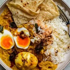 Curry de Huevo