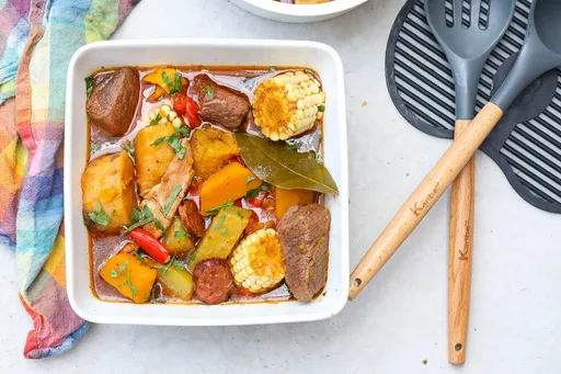Receta de Sancocho al Estilo Puertorriqueño (Contundente y Sabroso)
