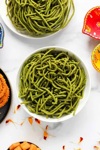 Garlicky Spinach Sev