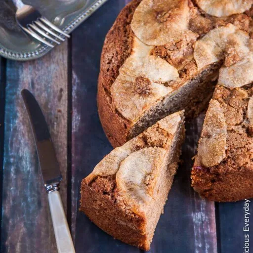 Pastel rústico de manzana y especias