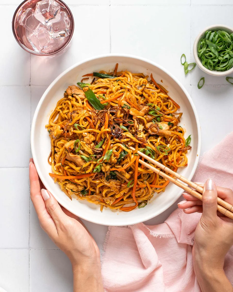 Bami Goreng (Fideos fritos indonesios)