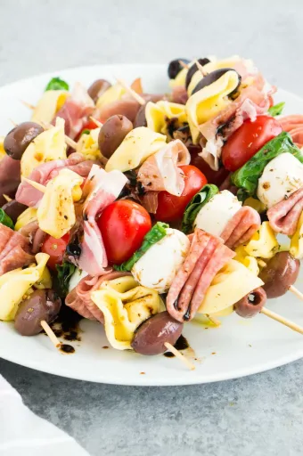 Brochetas de antipasto
